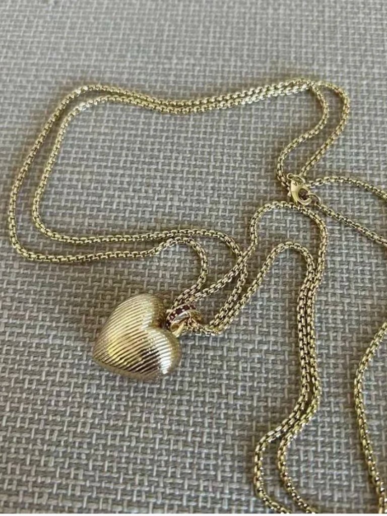 Roxanne Assoulin The Mini Florentine Heart Pendant Necklace — image 3 of 4